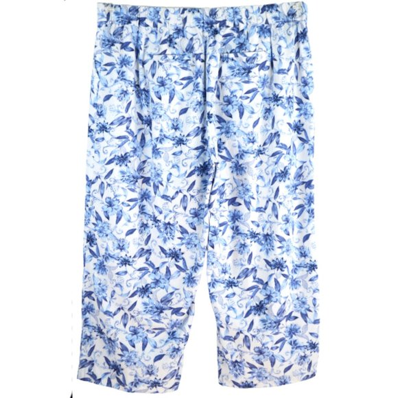Christopher & Banks Capri Pant Size XL or XL Petite Blue Floral Pull On NWT - Picture 3 of 5